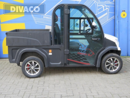 vorfuhrer-d-line-dv-2xc-elektro-60-volt-golfcart-mit-kabine