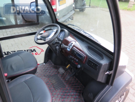 vorfuhrer-d-line-dv-2xc-elektro-60-volt-golfcart-mit-kabine