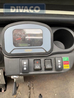 vorfuhrer-d-line-dv-2xg-elektro-48-volt-golfcar-mit-kabine